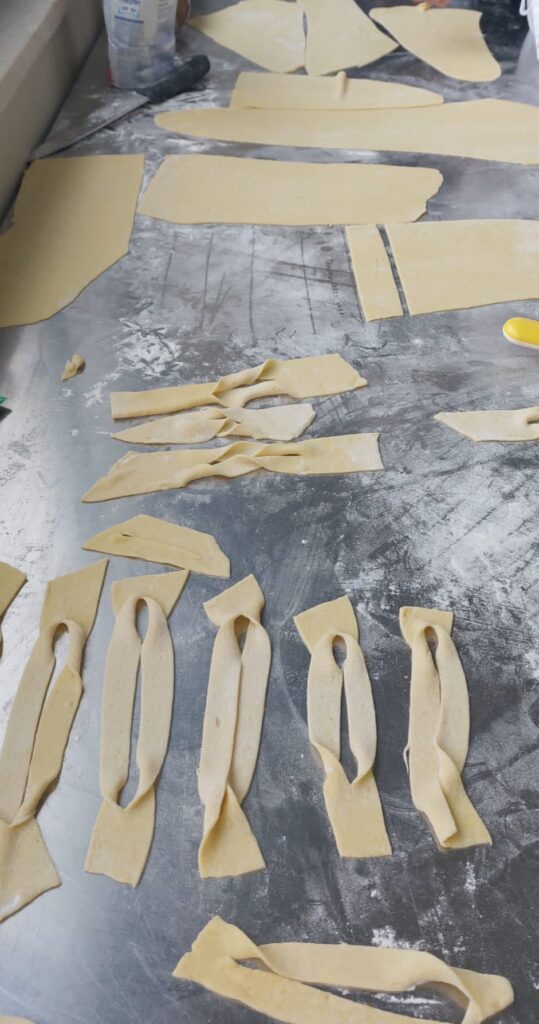 pasta tagliata con cura 